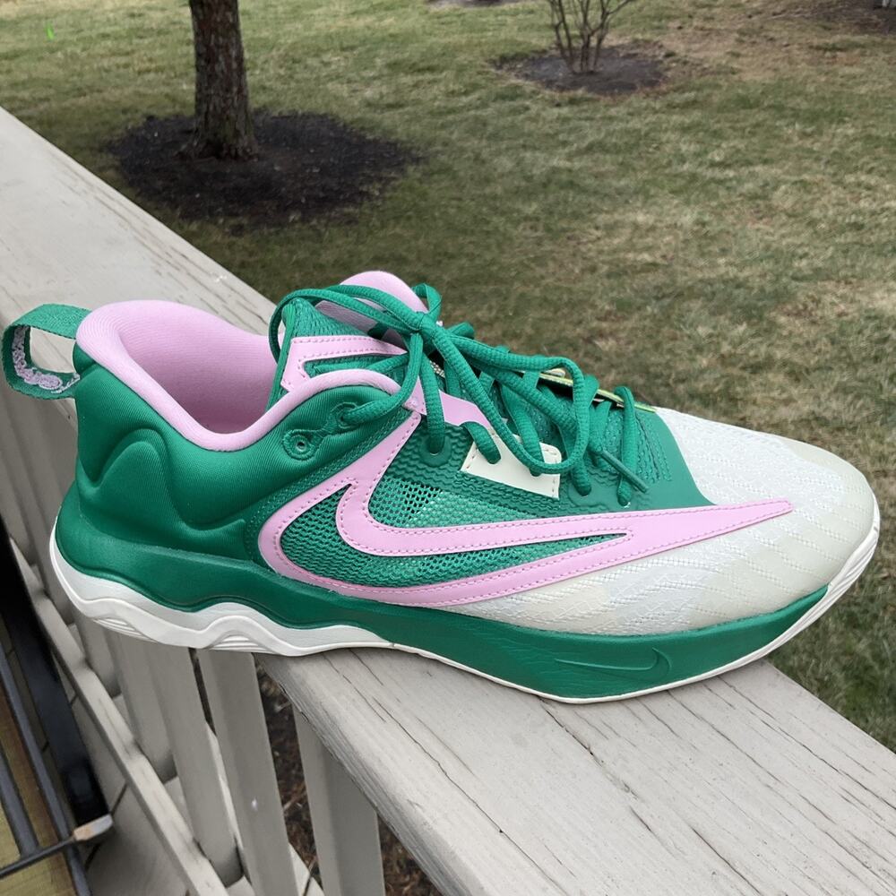 Nike Giannis Immortality 3 “5 The Hard Way” Men’s Size 10.5 green pink Shoes